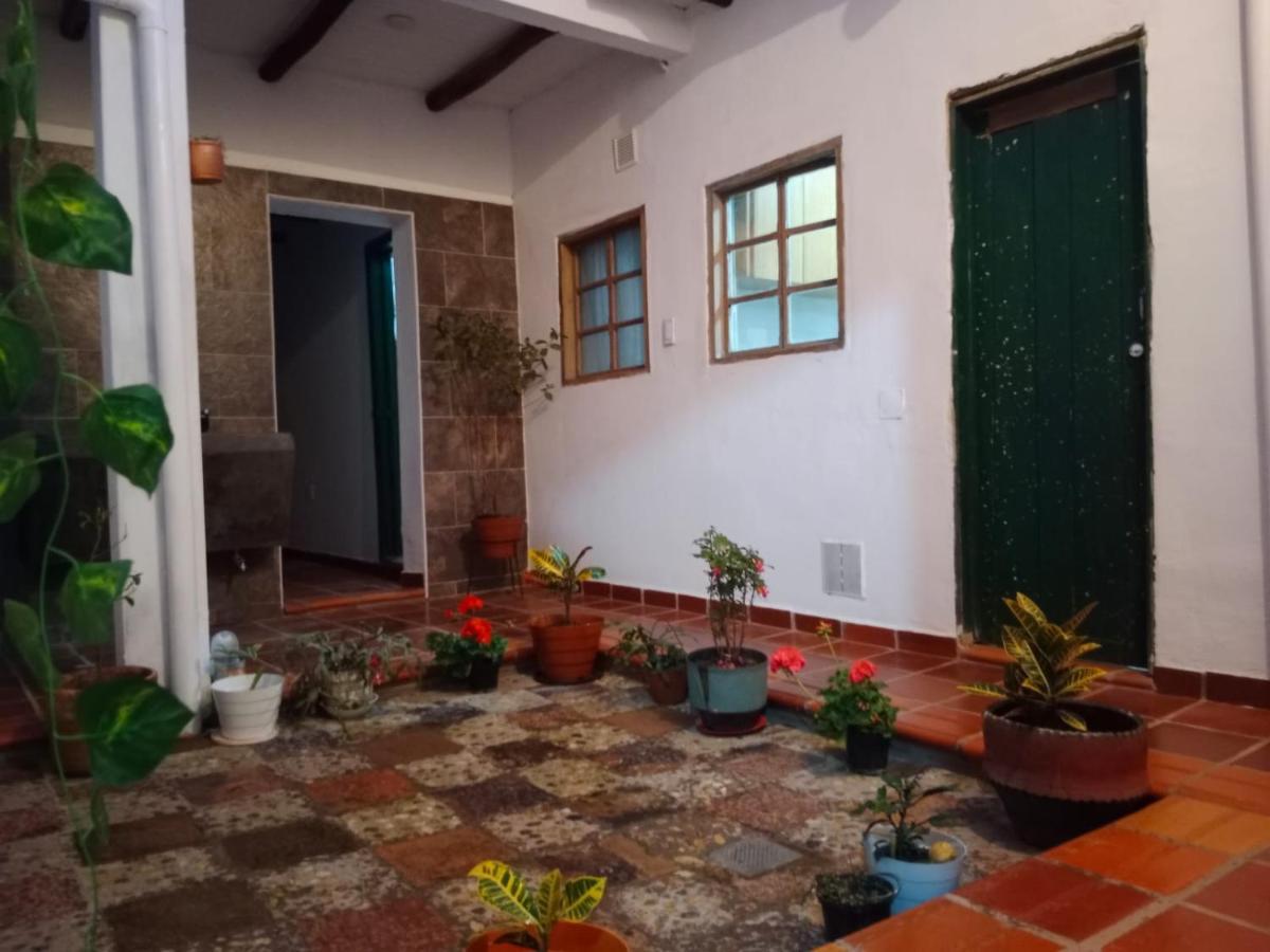 Casa De Lourdes - La Candelaria Bogotá Extérieur photo